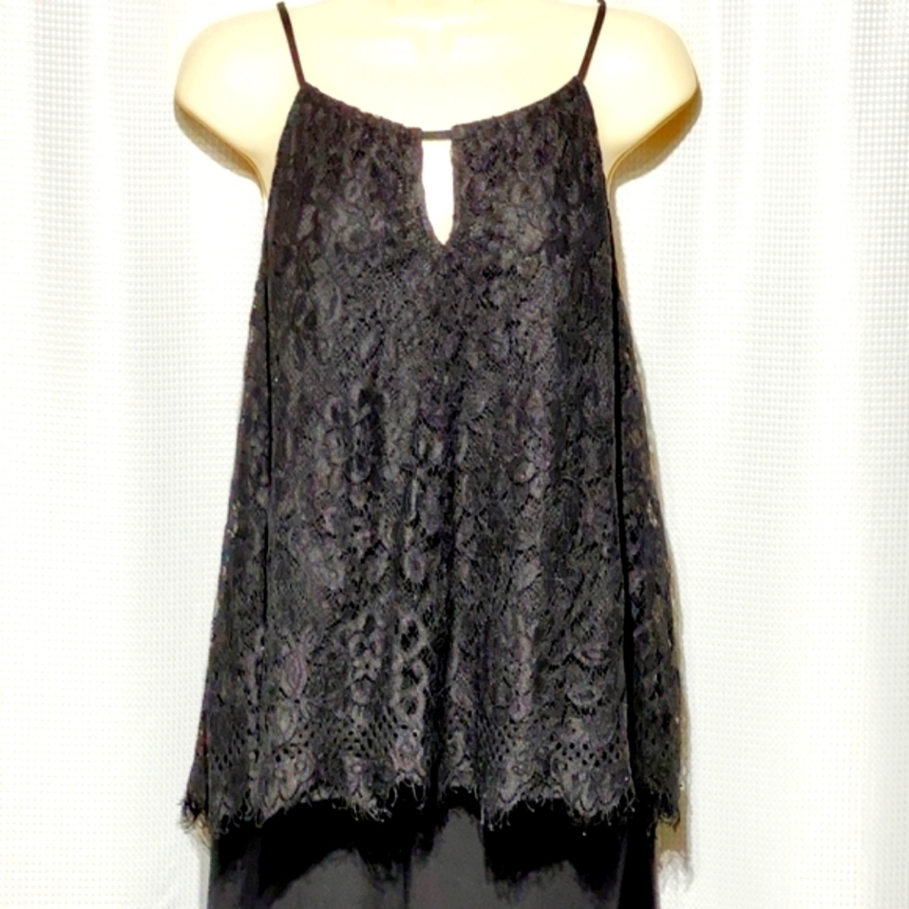 No Boundaries Black Lace Keyhole Front Spaghetti Strap Lined Top (XXXL/3XG)